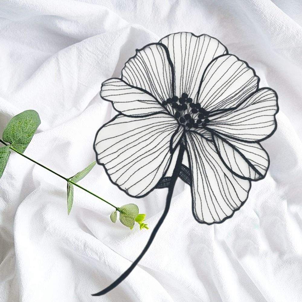 Embroidery On Black Shirt - 자수 패치 꽃 자수 아플리케 오간자