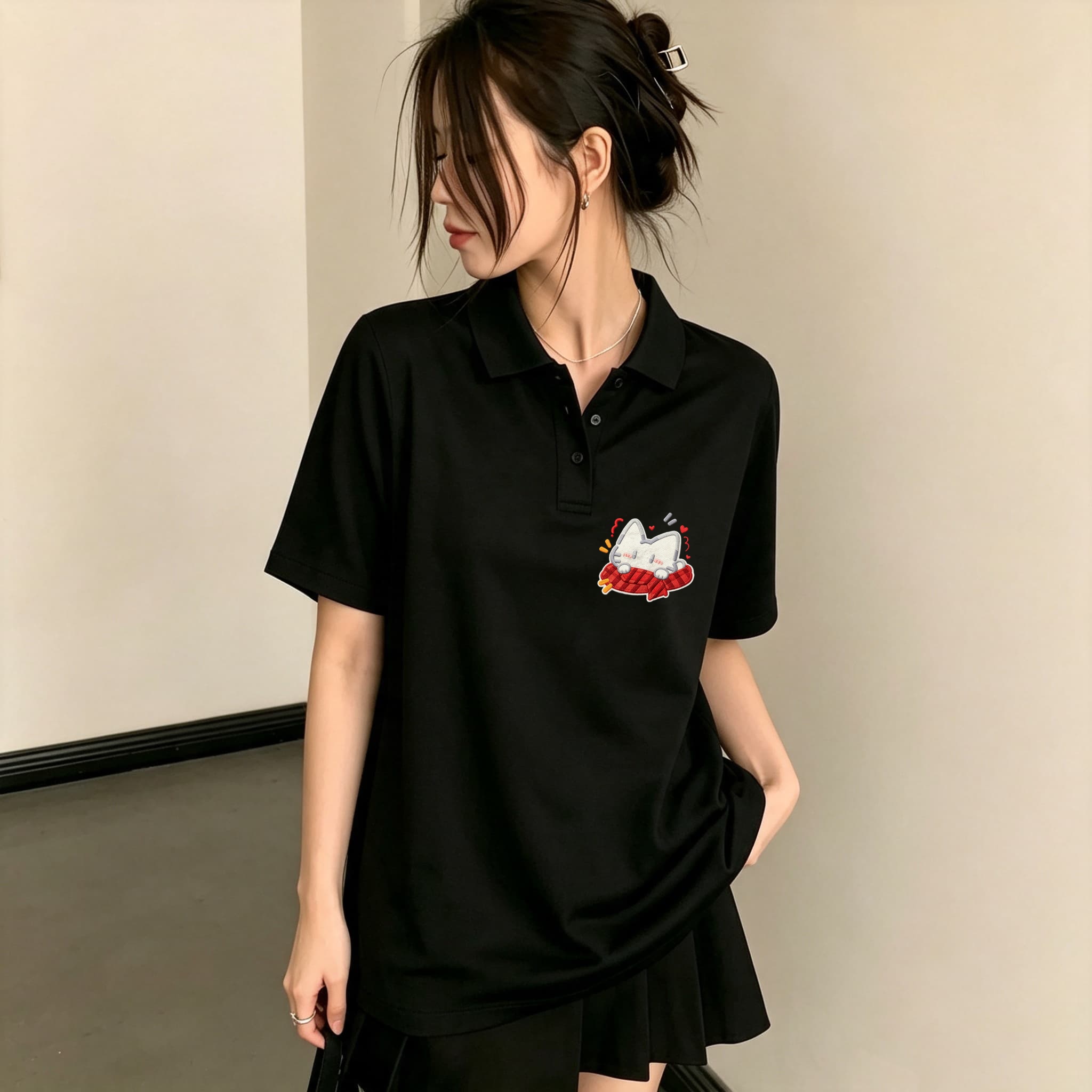Embroidery On Black Shirt - 여성용 블랙 라펠 칼라 폴로 셔츠,