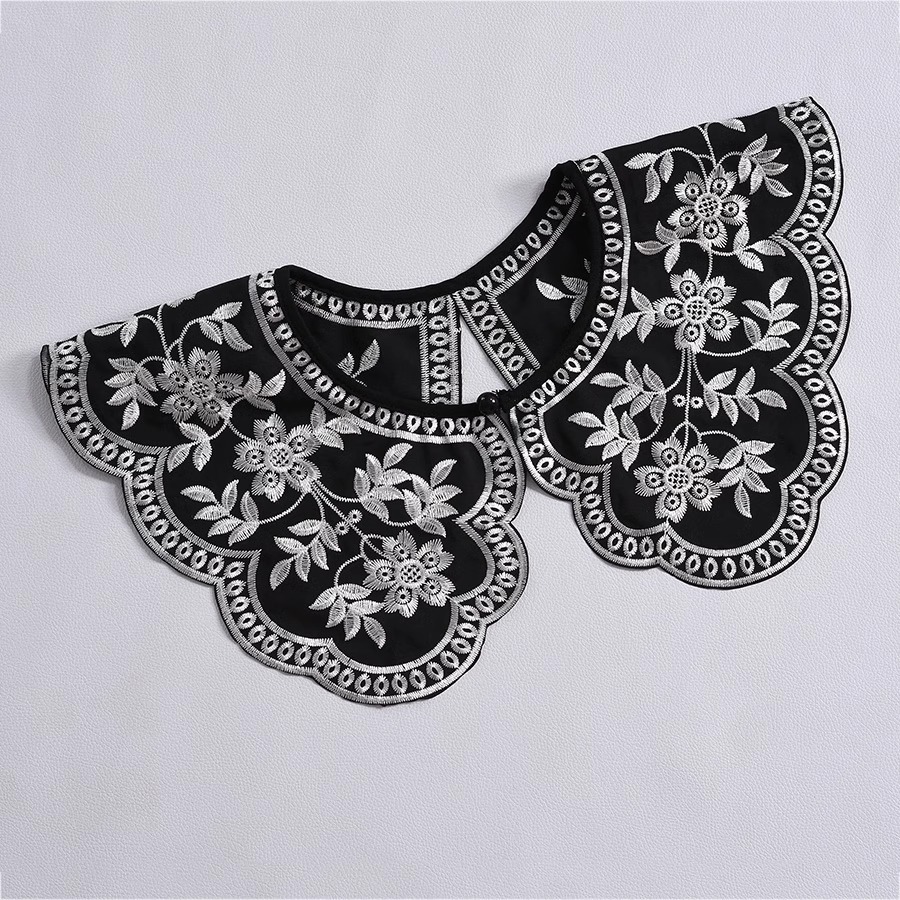 Embroidery On Black Shirt - 새로운 유럽 스타일 스탠드 셔츠 칼라