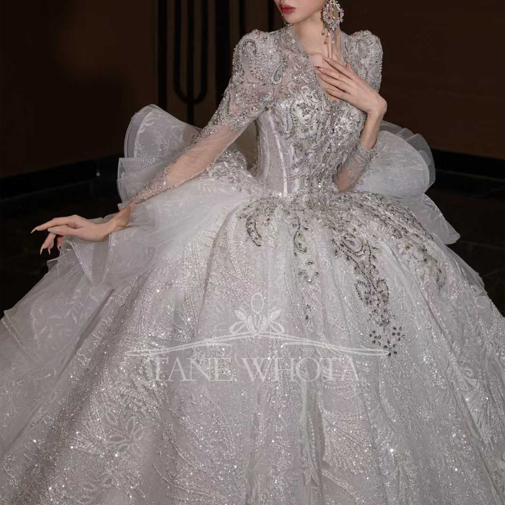 럭셔리 V넥 웨딩드레스 긴팔 레이스업 키홀 백 자수 스 - Embroidery Organza 리뷰 및 가격