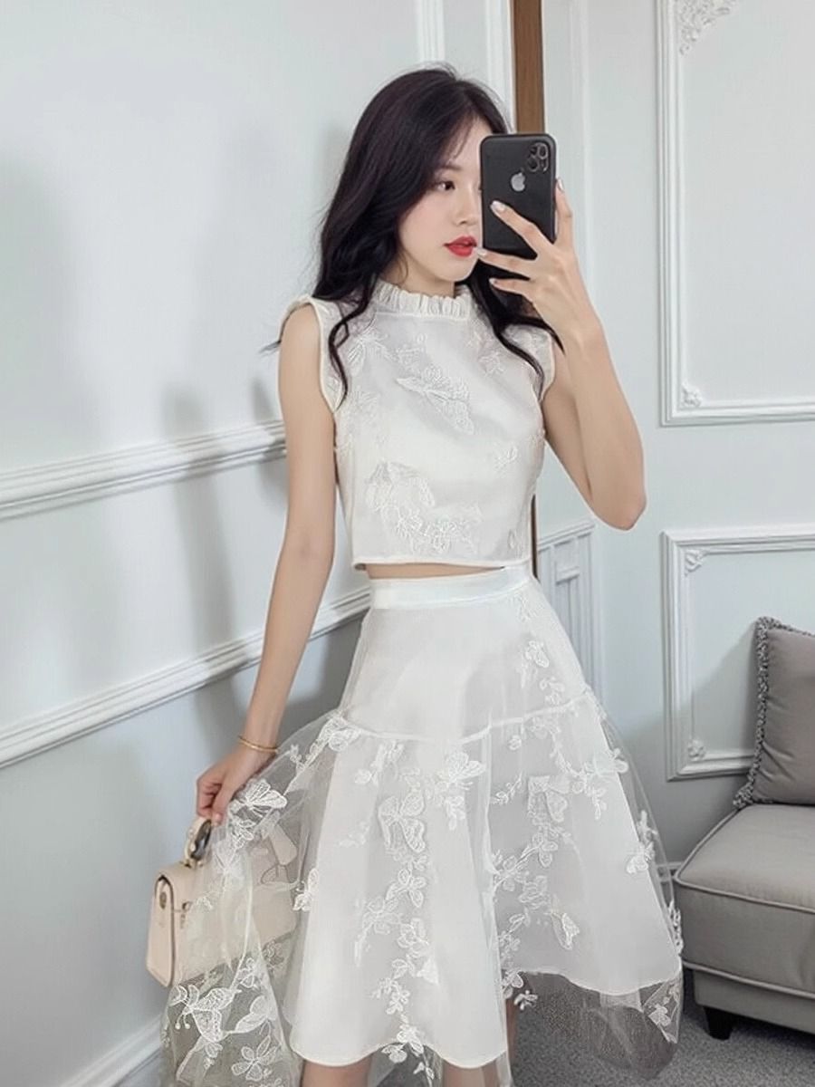 새로운 여름 고급 화이트 투피스 세트 여성 패션 민소매 - Embroidery Blouse 리뷰 및 가격